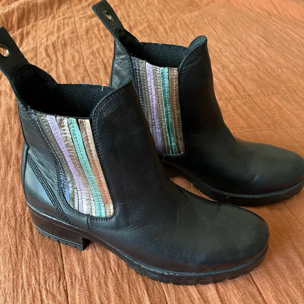 🌈 *NWOT* Bueno Chelsea Boots 42EU - Picture 4 of 12